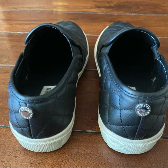 Black quilt style slip on tennis shoes good shape with a couple small scuffs - Picture 5 of 8